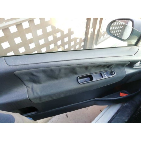 peugeot 207 del año 2007