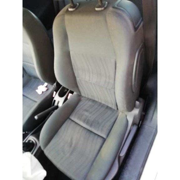 peugeot 207 del año 2007