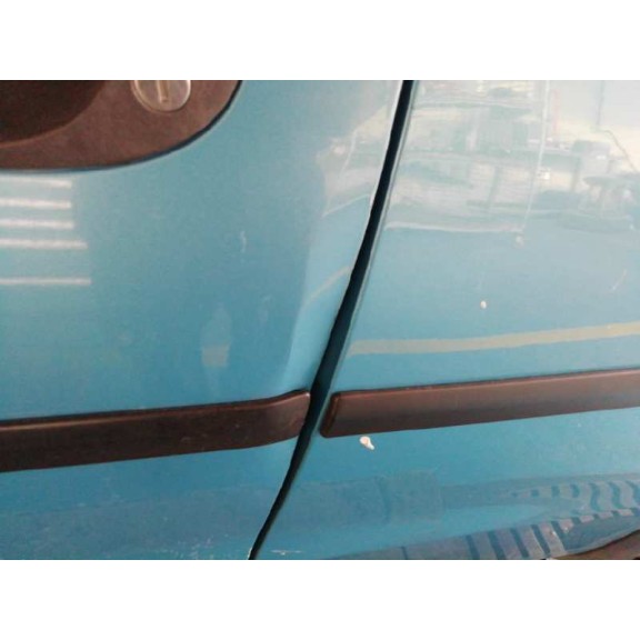 opel corsa c del año 2003