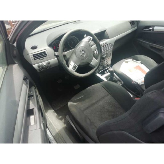 opel astra gtc del año 2007