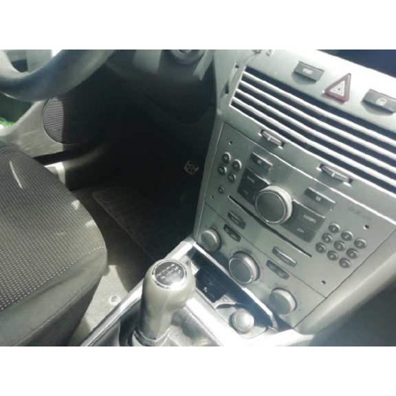 opel astra gtc del año 2007