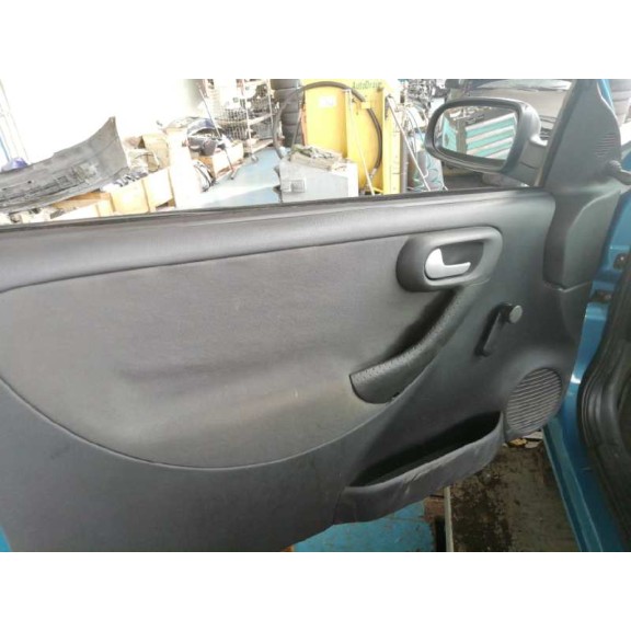 opel corsa c del año 2003