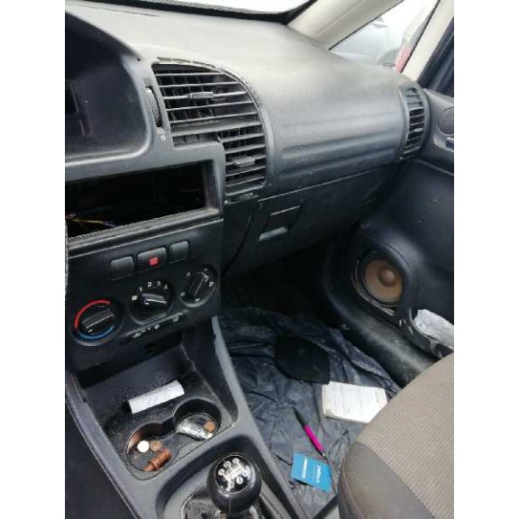 opel zafira a del año 2001