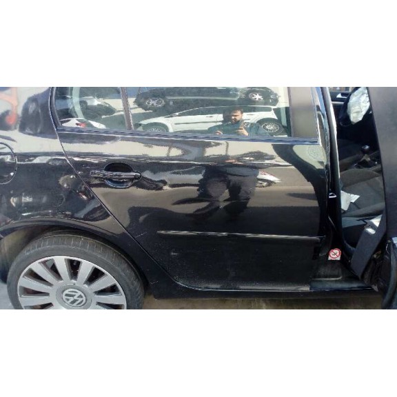 volkswagen golf v berlina (1k1) del año 2006