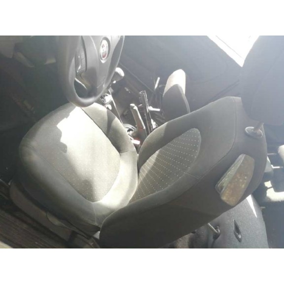 fiat punto (evo) (199) del año 2010