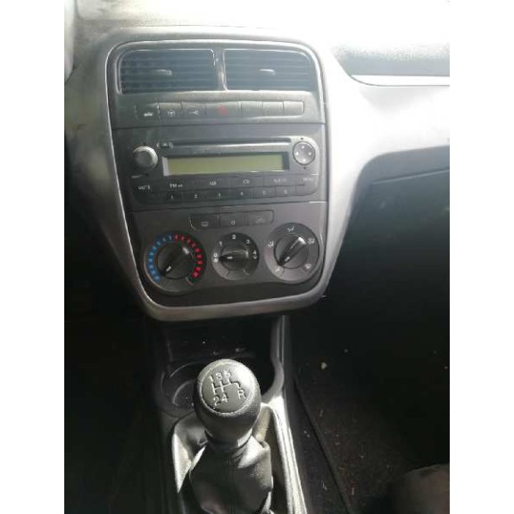 fiat punto (evo) (199) del año 2010