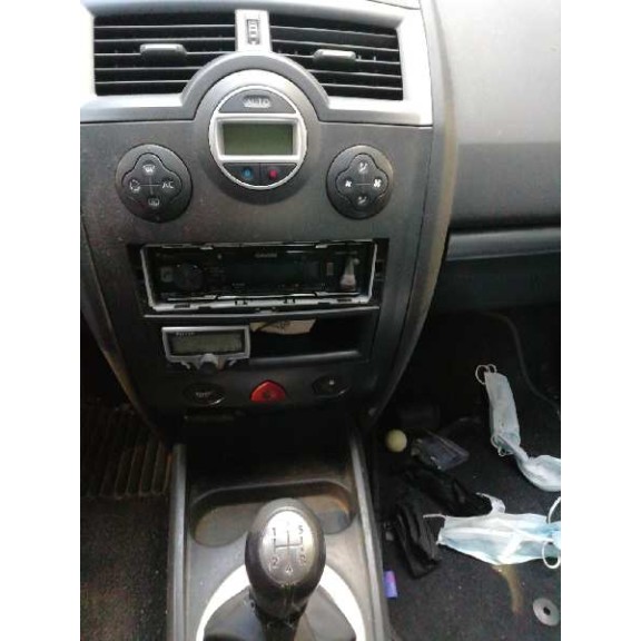 renault megane ii berlina 3p del año 2006