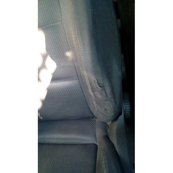 volkswagen golf v berlina (1k1) del año 2006