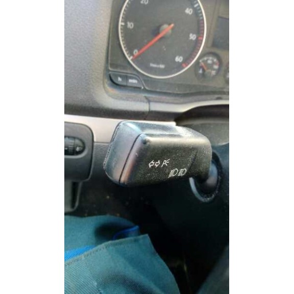 volkswagen golf v berlina (1k1) del año 2006