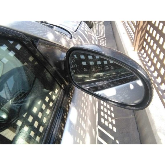 chrysler stratus berlina (ja) del año 2000