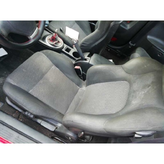 hyundai coupe (gk) del año 2002