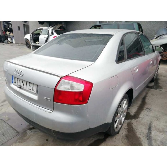 audi a4 berlina (8e) del año 2001