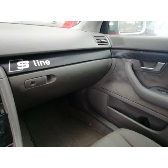 audi a4 berlina (8e) del año 2001