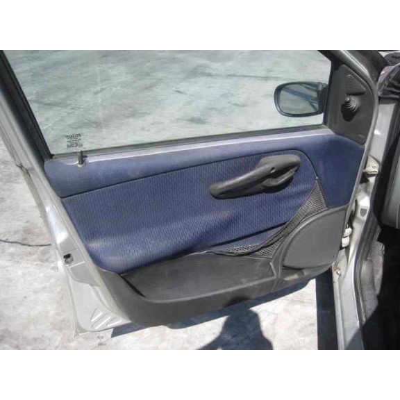 fiat punto berlina (188) del año 2001