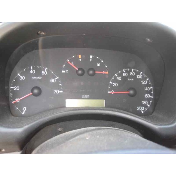 fiat punto berlina (188) del año 2001