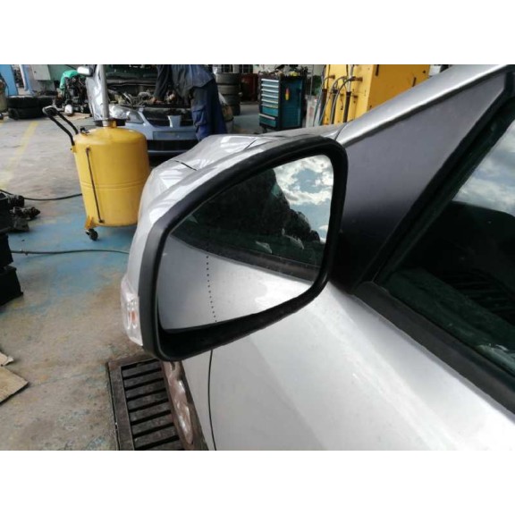 renault megane iii berlina 5 p del año 2012