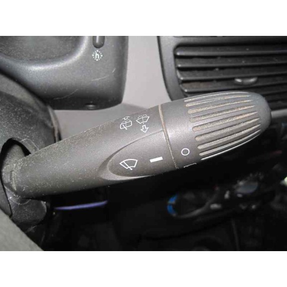 fiat punto berlina (188) del año 2001