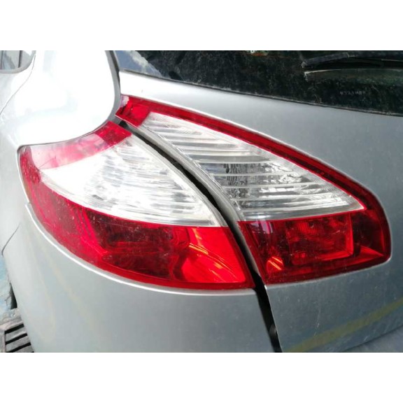 renault megane iii berlina 5 p del año 2012