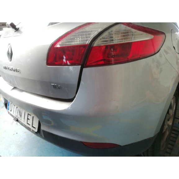 renault megane iii berlina 5 p del año 2012