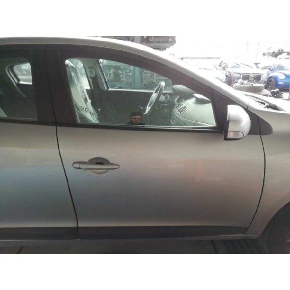 renault megane iii berlina 5 p del año 2012