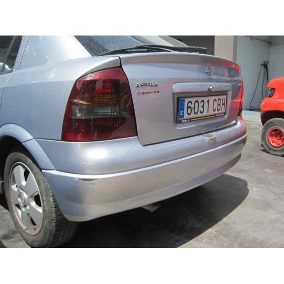 opel astra g berlina del año 2002