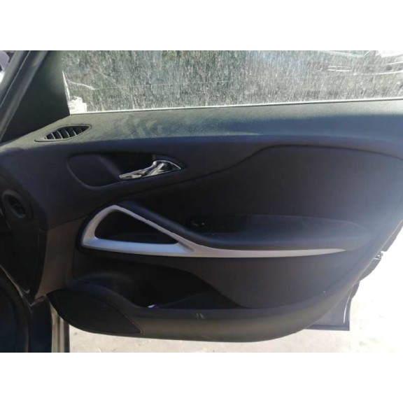 opel zafira tourer del año 2014