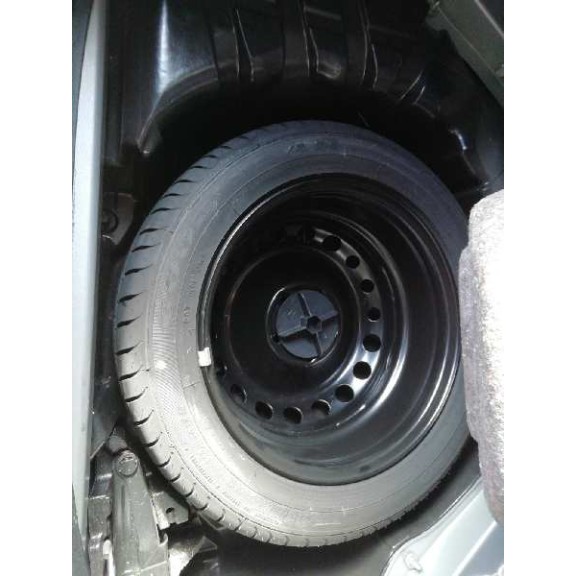 renault megane iii berlina 5 p del año 2012