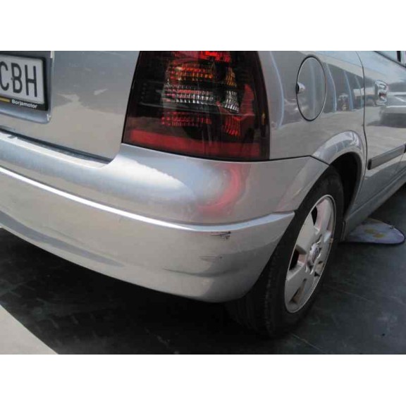 opel astra g berlina del año 2002