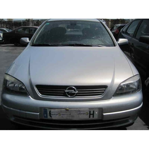 opel astra g berlina del año 2002