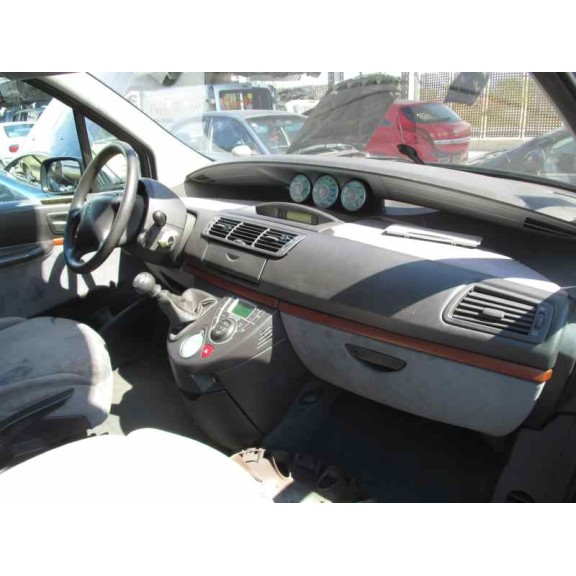 citroën c8 del año 2002