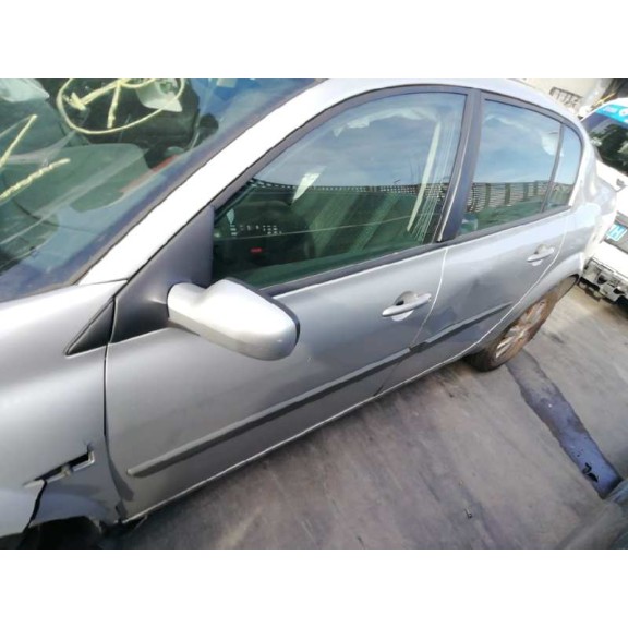 renault megane ii classic berlina del año 2009