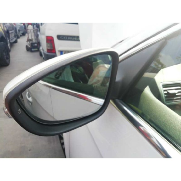 volkswagen passat lim. (362) del año 2013