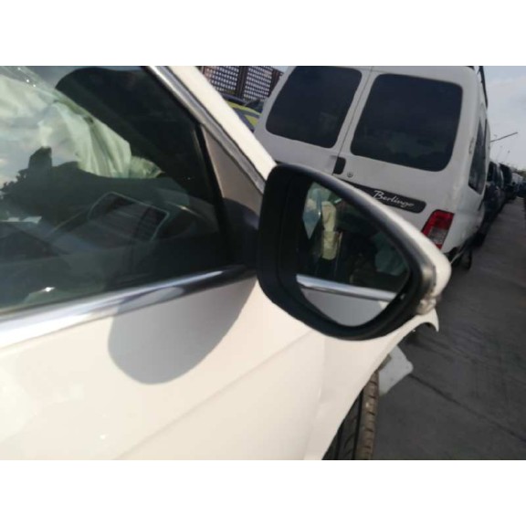 volkswagen passat lim. (362) del año 2013