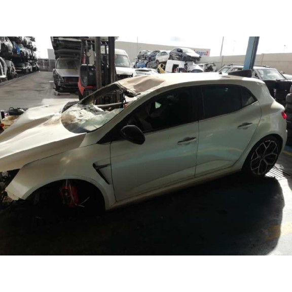 renault megane iv berlina 5p del año 2019