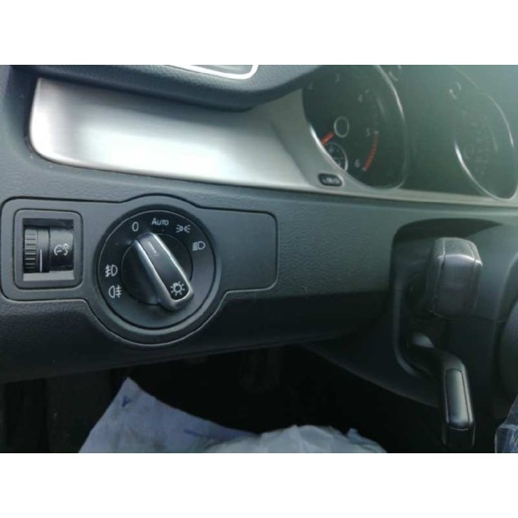 volkswagen passat lim. (362) del año 2013