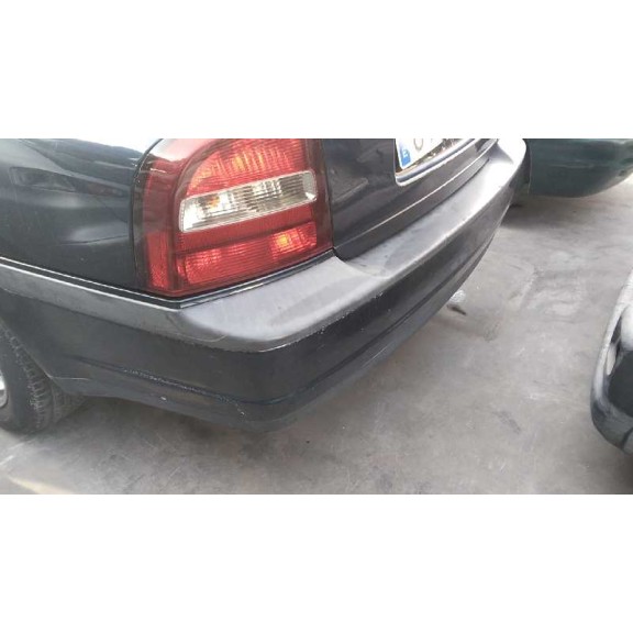 volvo s80 berlina del año 2000