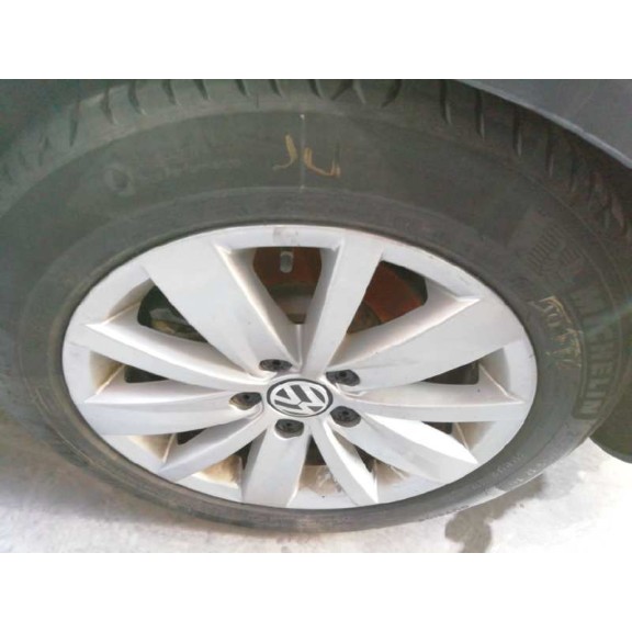 volkswagen passat lim. (362) del año 2011