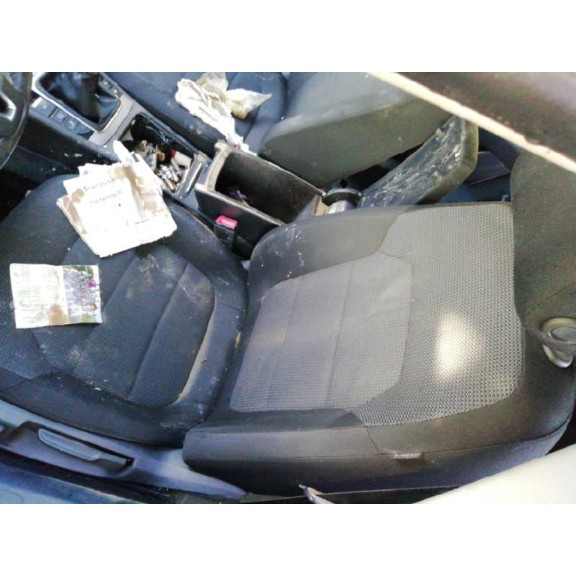 volkswagen passat lim. (362) del año 2011