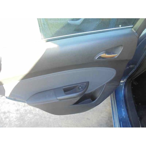 opel astra j lim. del año 2013