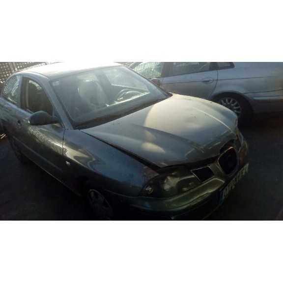 seat ibiza (6l1) del año 2002
