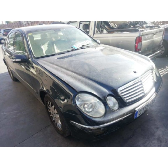 mercedes-benz clase e (w211) berlina del año 2005