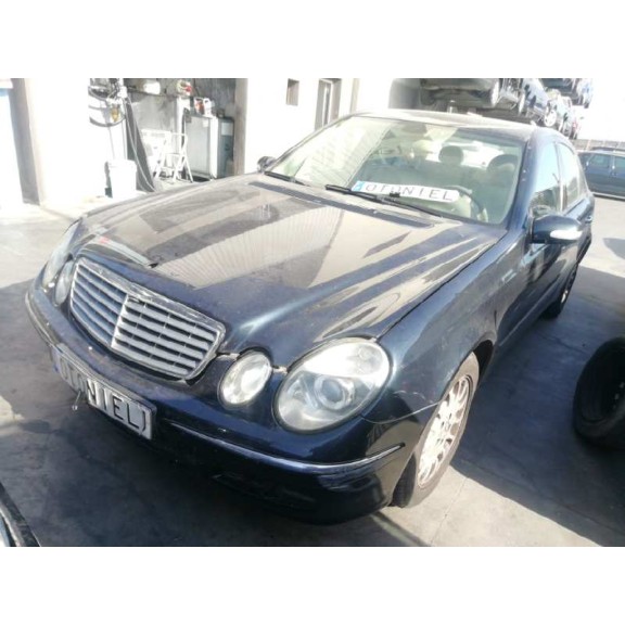 mercedes-benz clase e (w211) berlina del año 2005