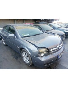 opel vectra c berlina del año 2005