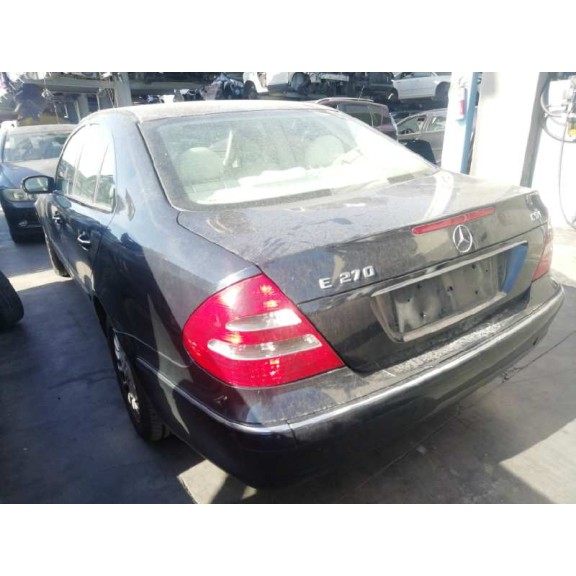 mercedes-benz clase e (w211) berlina del año 2005