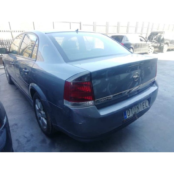 opel vectra c berlina del año 2005