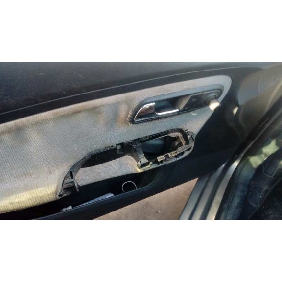 seat ibiza (6l1) del año 2002