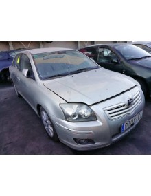 toyota avensis berlina (t25) del año 2006
