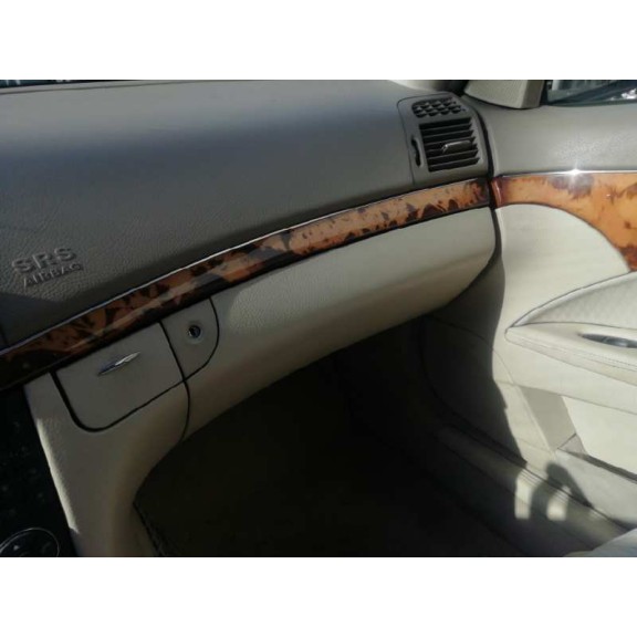 mercedes-benz clase e (w211) berlina del año 2005