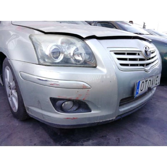 toyota avensis berlina (t25) del año 2006
