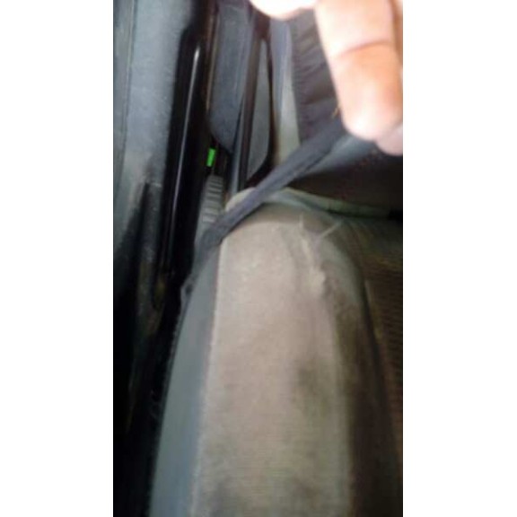 seat ibiza (6l1) del año 2002